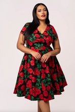 Laden Sie das Bild in den Galerie-Viewer, Swingkleid Dolce Vita 50's, Schwarz-Rot, Plus Size
