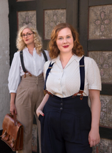 Laden Sie das Bild in den Galerie-Viewer, The Miss Fancy Pants Slacks, Gün gesterift Herringbone
