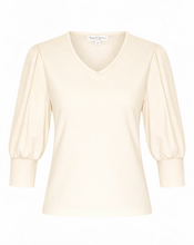 Laden Sie das Bild in den Galerie-Viewer, V-Neck Top Michelle, Ivory
