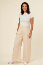 Laden Sie das Bild in den Galerie-Viewer, Culotte-Hose Eden mit Leinen, Sand/Beige
