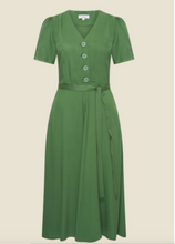 Laden Sie das Bild in den Galerie-Viewer, Magnolia Dress Olette, Green
