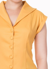 Laden Sie das Bild in den Galerie-Viewer, Bluse Dream Master, Senf
