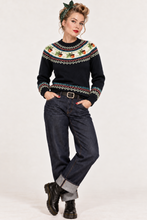 Laden Sie das Bild in den Galerie-Viewer, Acorn Fairisle Strickpullover in Schwarz
