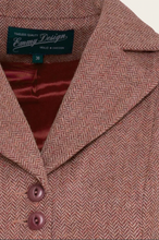 Laden Sie das Bild in den Galerie-Viewer, The Watchmaker’s Waistcoat – Rust &amp; Tan Wool Tweed
