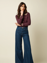 Laden Sie das Bild in den Galerie-Viewer, Bluse Rosetta Embroidery,Western-Stil, Porto Red
