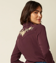 Laden Sie das Bild in den Galerie-Viewer, Bluse Rosetta Embroidery,Western-Stil, Porto Red
