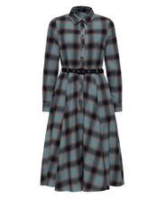 Laden Sie das Bild in den Galerie-Viewer, Hemdblusenkleid Jayne – Light Blue &amp; Navy
