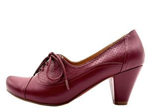 Maytal Schnürschuhe im Vintage-Stil, Burgundy