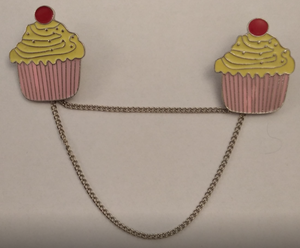 Cardigan-Halter Cupcakes