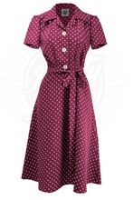 Laden Sie das Bild in den Galerie-Viewer, Hemdblusenkleid Pretty 40's Polka, Wine
